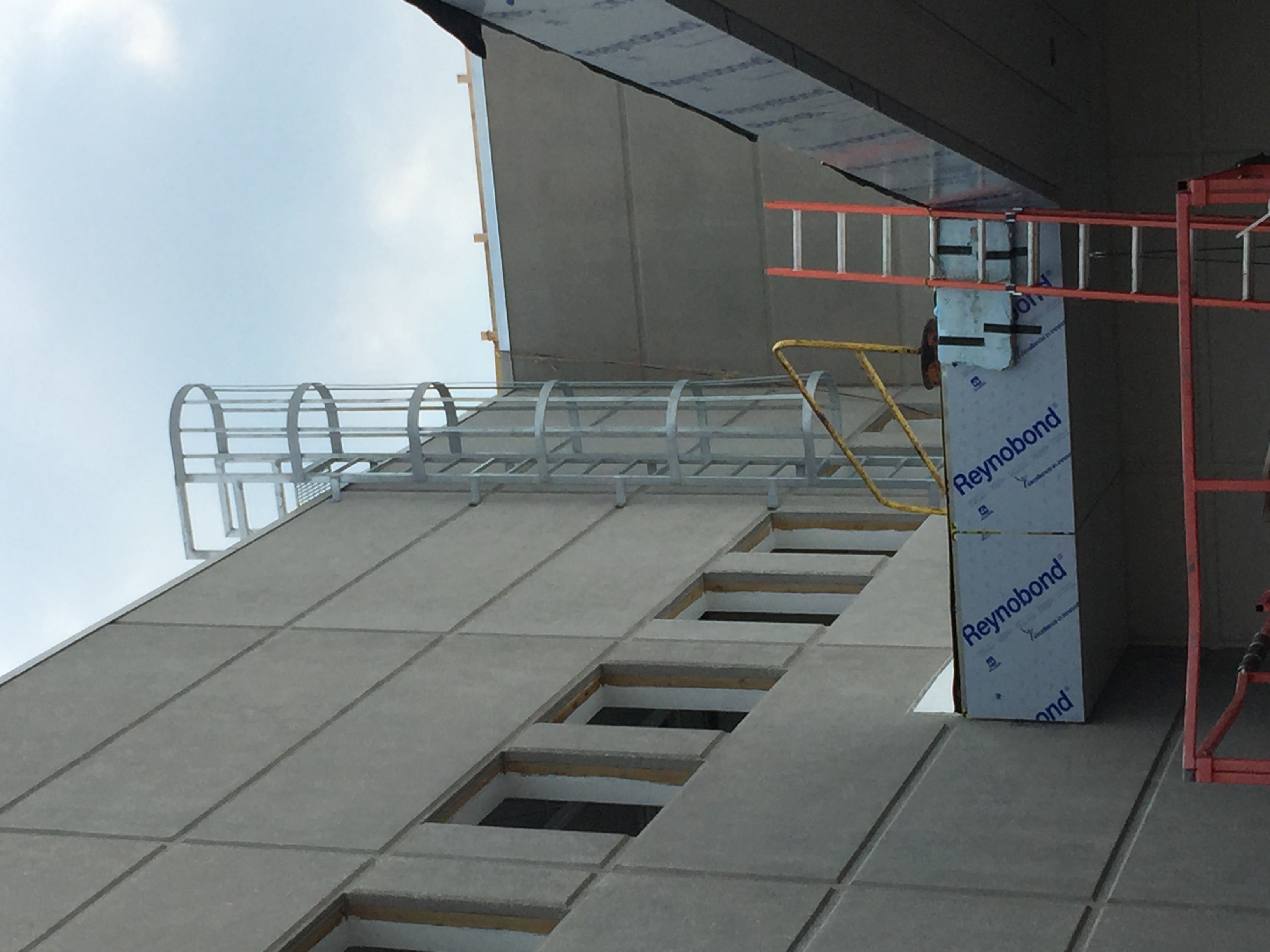 Mezzanine 8